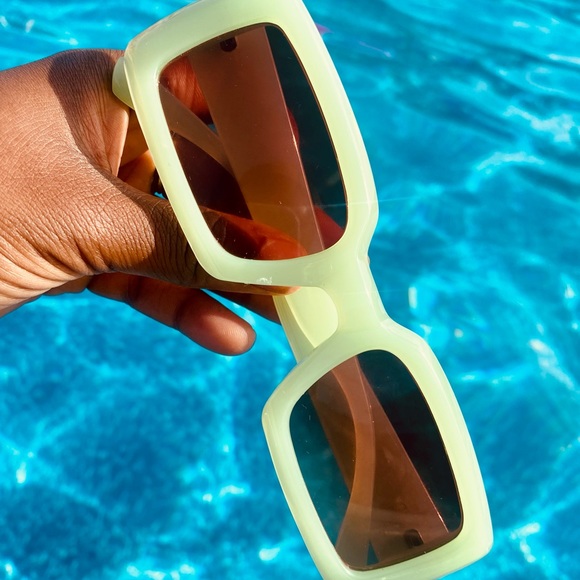 Colorful sunglasses - Picture 2 of 4